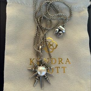 Adjustable chain with Sunburst charm